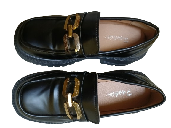 ✨ Black Gold-Buckle Loafers – Sophisticated Elegance for Every Occasion ✨