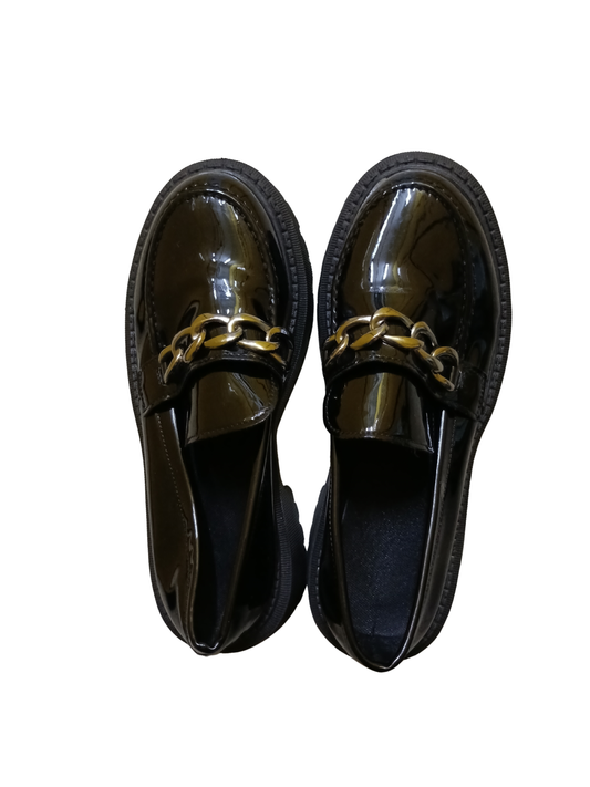 ✨ Black Patent Chain Loafers – Modern Chic Meets Timeless Edge ✨